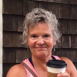 Meet your Posher, Joan